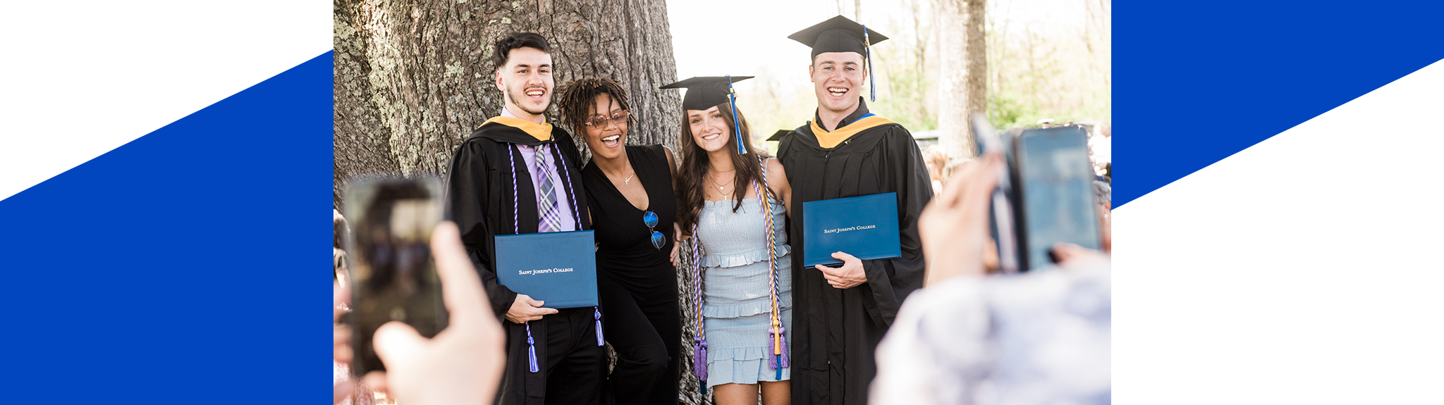 graduates after commencment